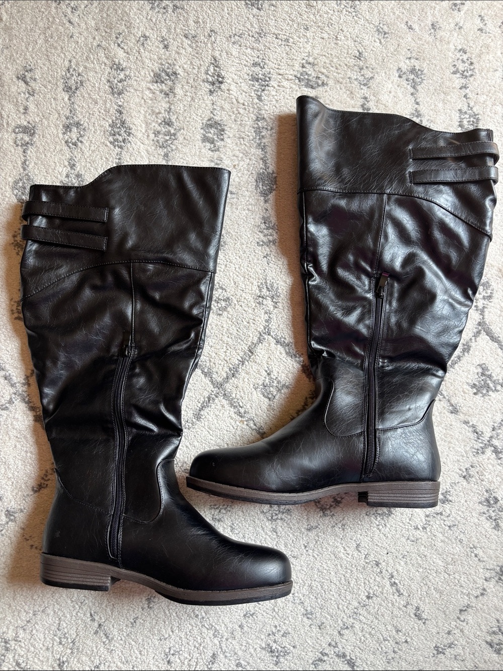 Extra wide calf Black Tall Buckle Riding Boots size 10